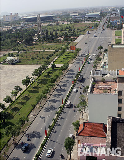 Đường 2 Tháng 9 là một trong những con đường đẹp ở Đà Nẵng. 