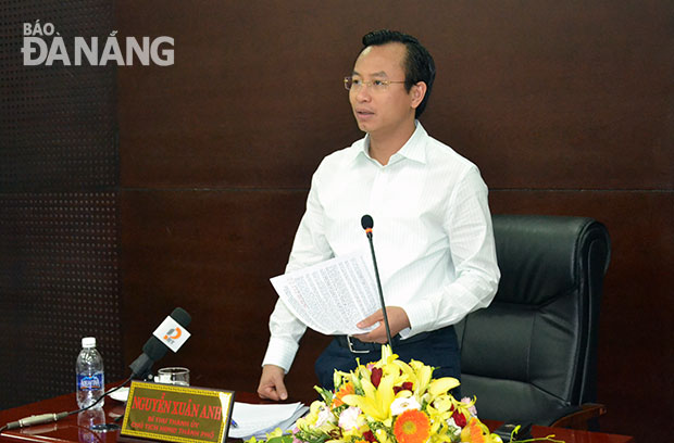 Secretary Anh addressing the meeting