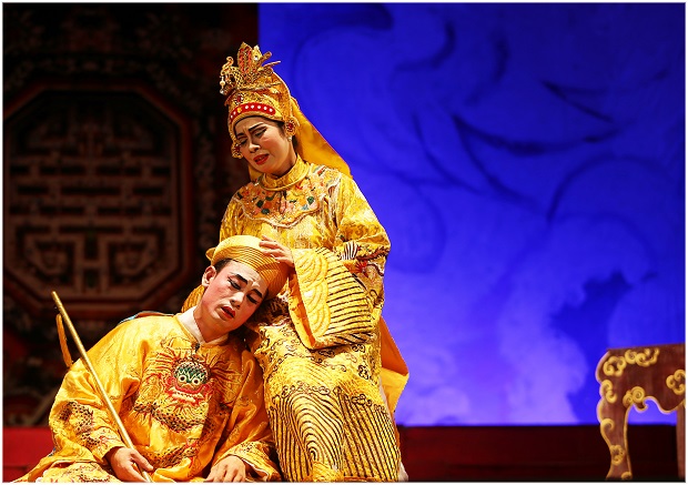 ‘Bi Kich Hoang De Thi Si’ (Poetic Emperor’s Tragedy) by the Hue Traditional and Royal Arts Theatre