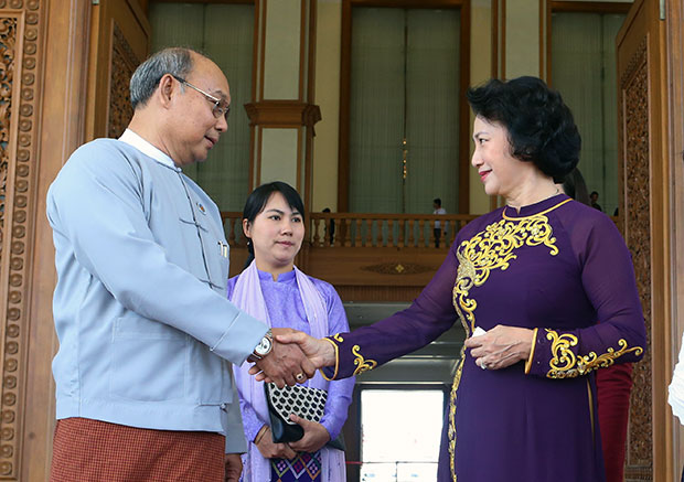 Chủ tịch Quốc hội Nguyễn Thị Kim Ngân với Chủ tịch Thượng viện Liên bang Myanmar Mahn Win Khaing Than. Ảnh: TTXVN