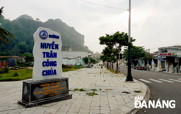 A name plaque on Huyen Tran Cong Chua