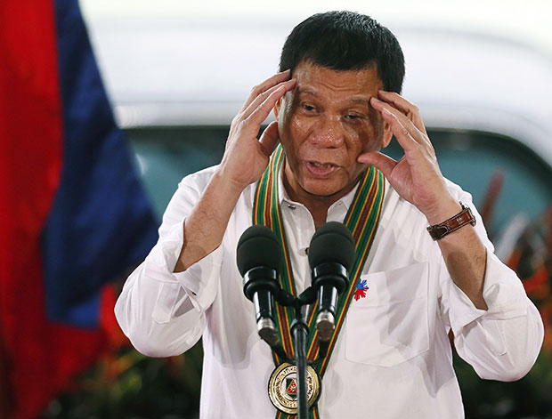 Tổng thống Rodrigo Duterte sẽ thăm Trung Quốc từ ngày 18 đến 21-10.                        Ảnh: AP