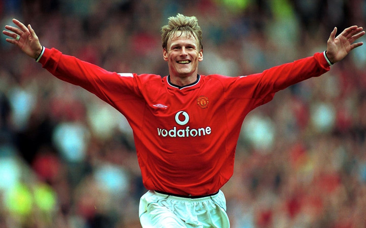 10. Teddy Sheringham | Nottingham, Tottenham, MU, Portsmouth, West Ham | 146 bàn.