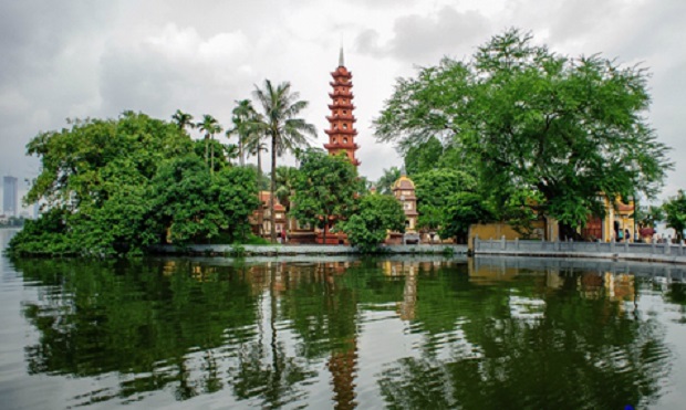 Tran Quoc Pagoda. Photo by VnExpress/hachi8