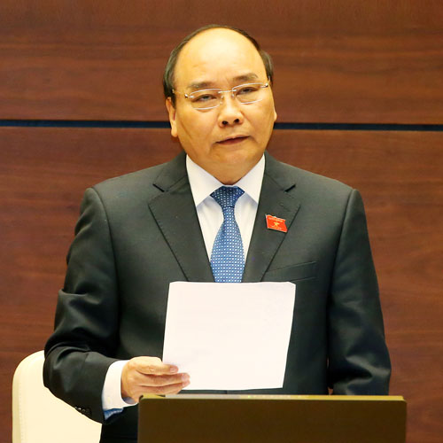 Thủ tướng Nguyễn Xuân Phúc trả lời chất vấn các đại biểu Quốc hội. 					        Ảnh: TTXVN