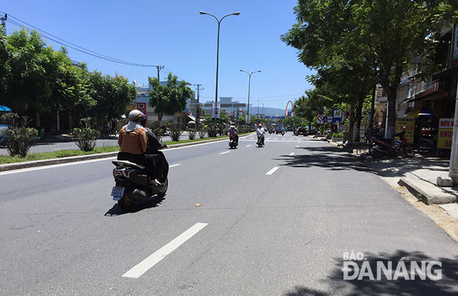 Việc người dân không rải vàng mã khi đưa tang trên đường góp phần làm đường phố sạch đẹp.