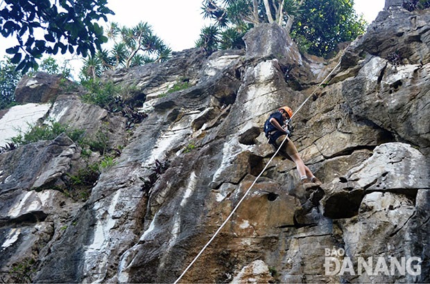 A climber descending the Van Thong Mount