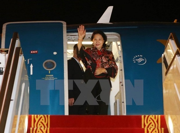 National Assembly Chairwoman Nguyen Thi Kim Ngan arrives in Abu Dhabi (Photo: VNA) 