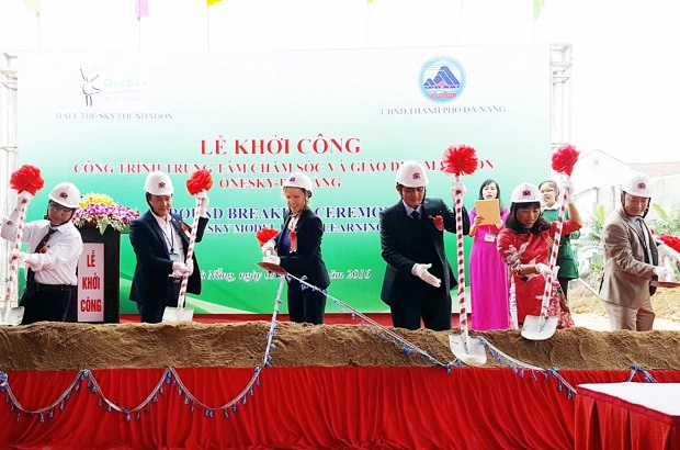  The ground breaking ceremony (Photo: http://ictdanang.vn)