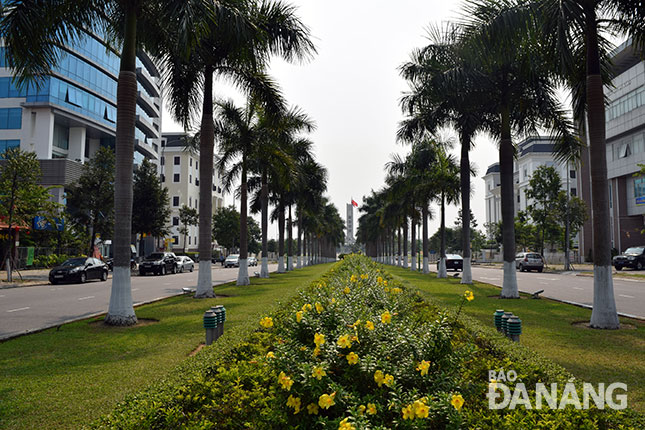 Đường 30 Tháng 4 là sự hội tụ của công tác quy hoạch đô thị, khai thác hiệu quả quỹ đất để đầu tư phát triển ở Đà Nẵng. Ảnh: TRIỆU TÙNG