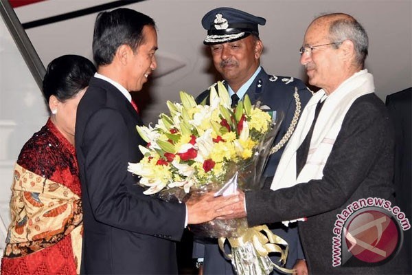 President Joko Widodo arrived at Palam Airport, New Delhi, India (Photo: Antara News)