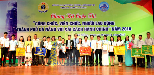 Cuộc thi “Công chức, viên chức, người lao động thành phố Đà Nẵng với cải cách hành chính” do Công đoàn Viên chức phối hợp Sở Nội vụ tổ chức nhằm tìm nhiều giải pháp cải cách hành chính - một trong những tiêu chí của phong trào xây dựng “Cơ quan, đơn vị, doanh nghiệp đạt chuẩn văn hóa”. 