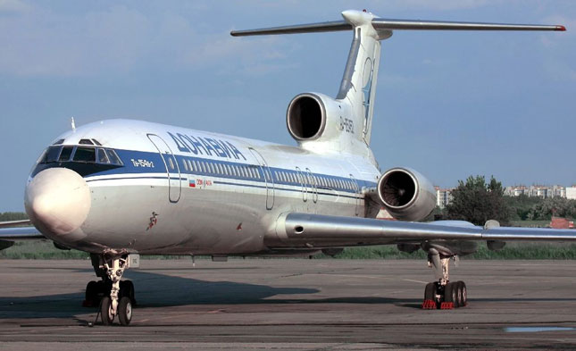 Chiếc Tu-154 tương tự máy bay chở 92 người rơi ở Biển Đen.    Ảnh: AFP