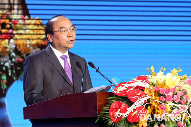 Prime Minister Phuc at the event