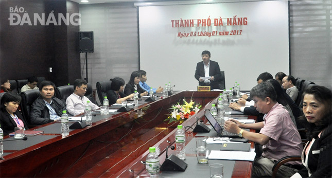  Vice Chairman Dung presenting his proposals