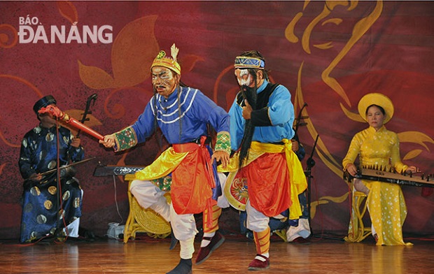 An impressive Tuong (classical drama) performance at the Nguyen Hien Dinh Tuong Theatre