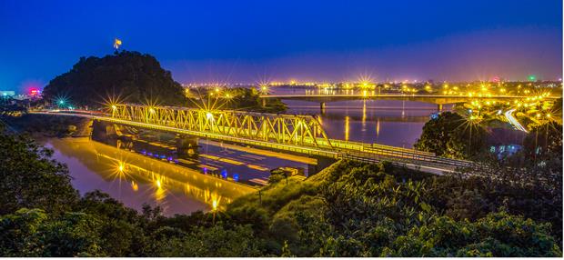    The Ham Rong Bridge in Thanh Hoa Province