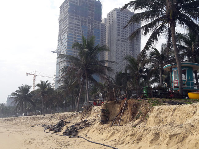 A section of the eroded beach