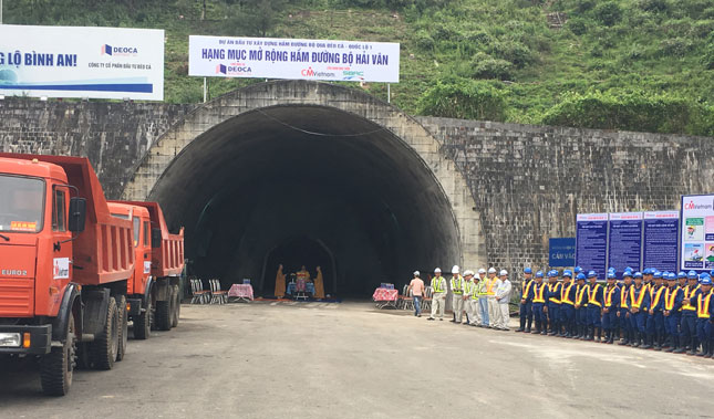   An entrance to the new tunnel