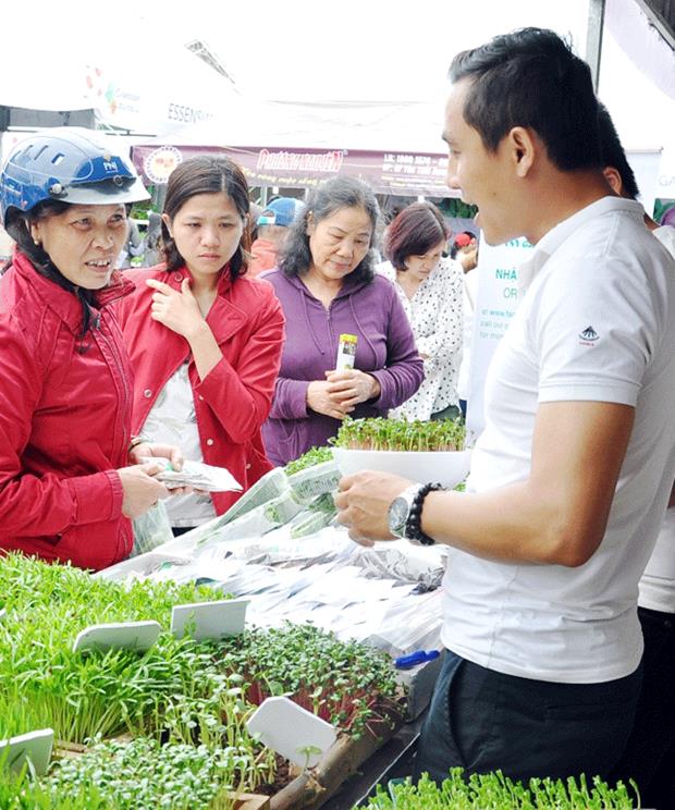   A trader with his agricultural products