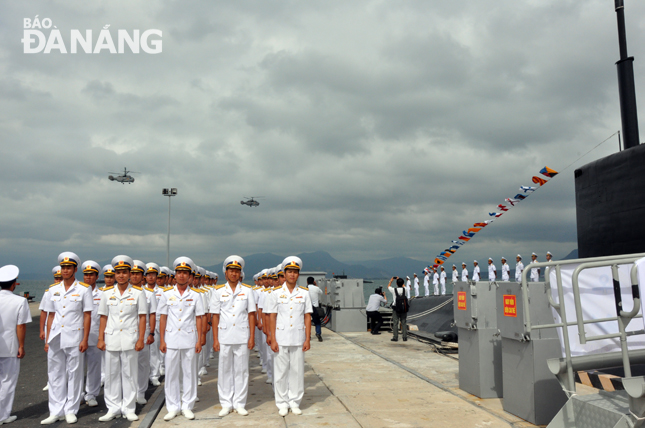  A helicopter flypast during the ceremony 