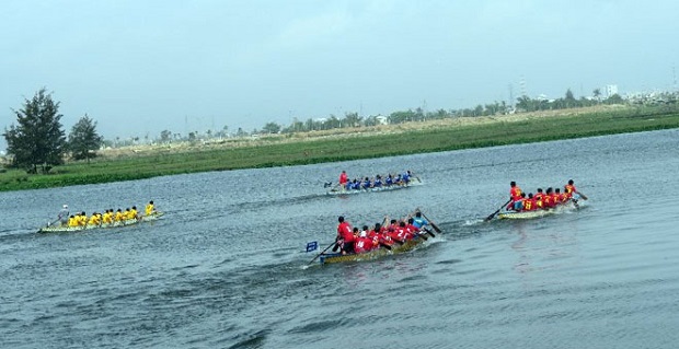 The traditional boat race