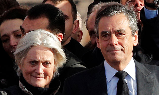 Vợ chồng ứng cử viên tổng thống Pháp Francois Fillon đang bị nhà chức trách điều tra vì những cáo buộc liên quan tới tham nhũng và lạm dụng công quỹ. 								  Ảnh: Telegraph