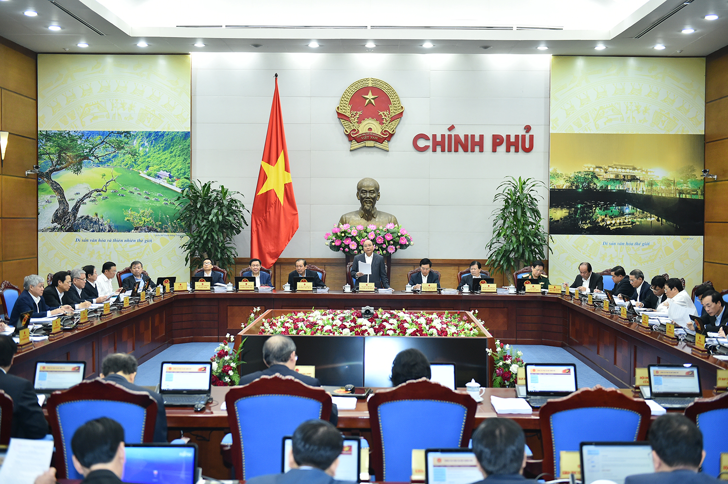 Quang cảnh phiên họp. Ảnh: VGP