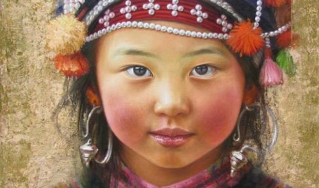 A Le The Thanh's painting featuring the innocent eyes of a minority girl.