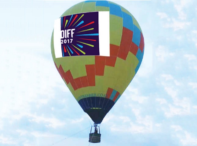 A hot air balloon bearing the logo of DIFF 2017