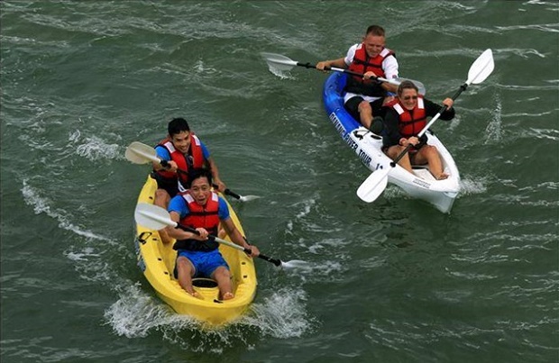 A kayak race (Photo courtesy Da Nang Kayak Club)