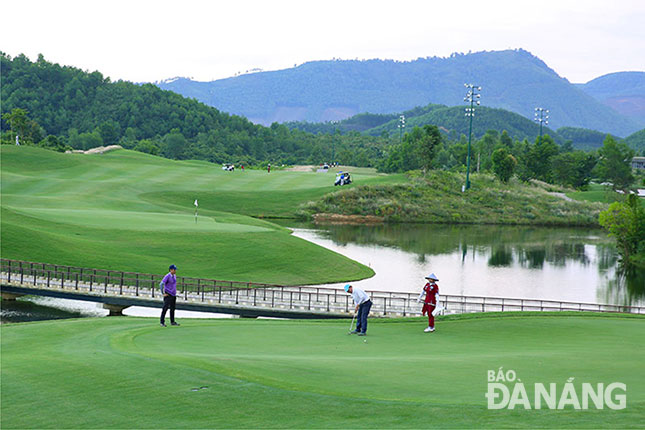 Công trình “Ba Na Hills Golf Club” của KTS David Louis Mccormick  đoạt giải bạc giải thưởng Kiến trúc quốc gia 2016. 	             Ảnh: T.T