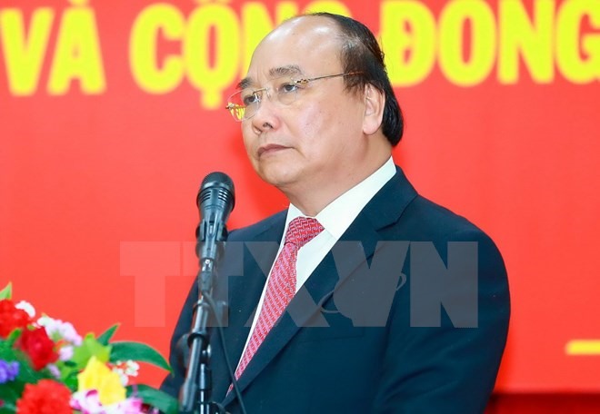 Prime Minister Nguyễn Xuân Phúc will attend the 30th ASEAN Summit and related meetings in Manila, the Philippines from April 28-29 at the invitation of Philippine President Rodrigo Duterte.  — VNA/VNS Photo Thống Nhất Read more at http://vietnamnews.vn/politics-laws/375508/viet-nam-to-actively-contribute-to-promoting-asean-connectivity.html#LVI6frjrLyjfj8Lr.99