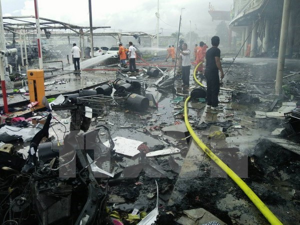 The scene of the bomb attacks. (Photo: Xinhua/VNA)