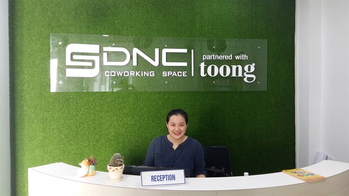 Đà Nẵng’s Star-up Business Support Centre offers working space for start-up businesses in the city and central Việt Nam. VNS Photo Công Thành Read more at http://vietnamnews.vn/bizhub/376240/central-city-to-host-intl-start-up-conference-and-exhibition.html#RyyFqKRlKDQQecU8.99