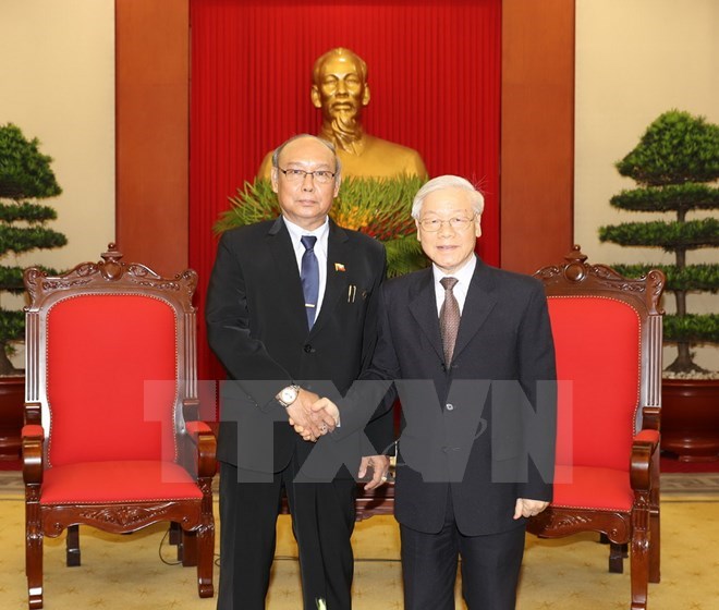 Party General Secretary Nguyen Phu Trong (R) and Speaker of Myanmar’s Parliament and House of Nationalities Mahn Win Khaing Than (Photo: VNA)