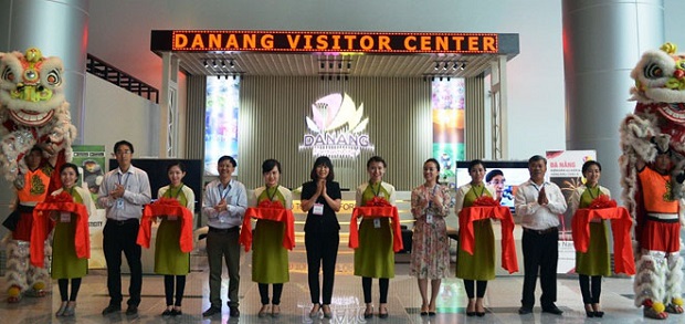 Cutting the ribbon at the inauguration ceremony