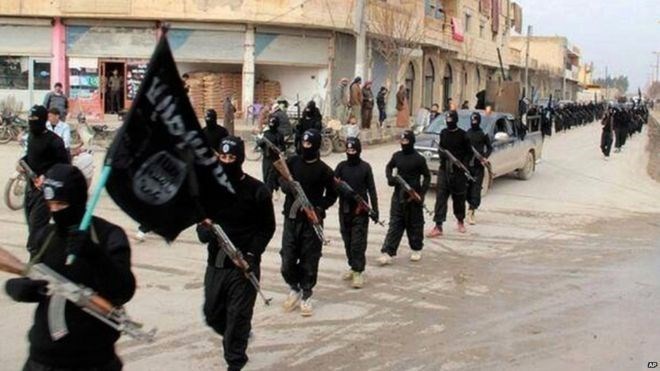 A photo of IS gunmen (Source: bbc.com)