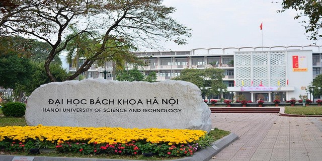 The Ha Noi University of Science and Technology is one of the four universities accredited by the High Council for Evaluation of Research and Higher Education. 