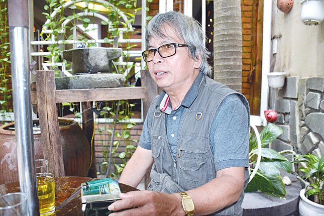Nhà văn Nguyễn Nhã Tiên tâm sự về nghề báo, nghiệp văn. 