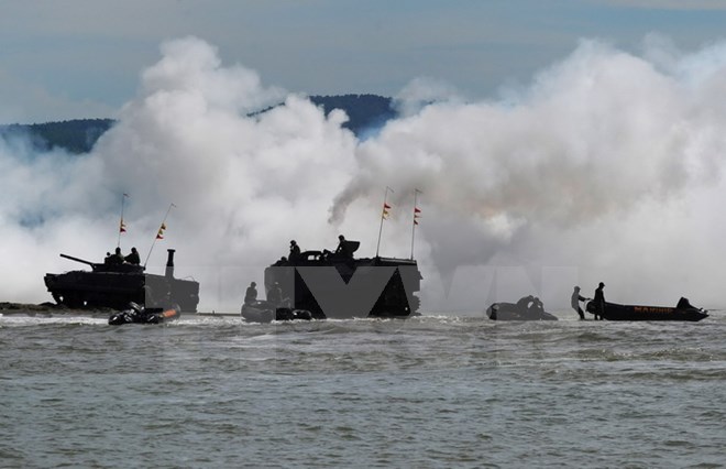 Hải quân Indonesia trong cuộc tập trận chống khủng bố ở Banda Aceh. (Nguồn: AFP/TTXVN)