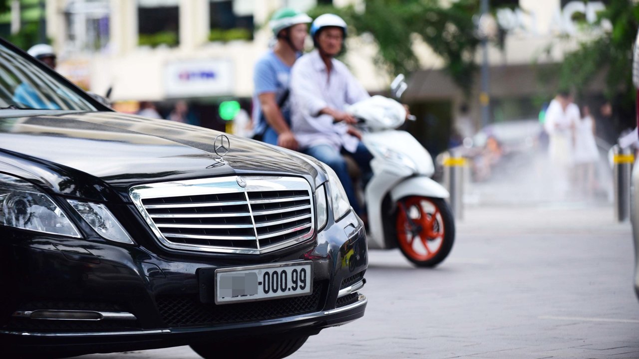 A car with a desirable license plate number in District 1, Ho Chi Minh City. Photo: Tuoi Tre 