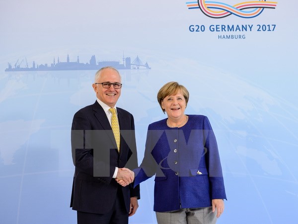 Thủ tướng Australia Malcolm Turnbull đã gặp Thủ tướng Đức Angela Merkel. (Ảnh: EPA/TTXVN)