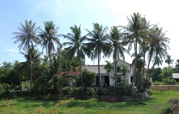 This house provided a secret shelter for revolutionary cadres during the 1968 - 1975 period