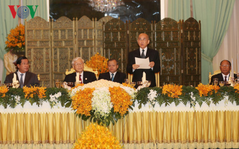 Quốc vương Norodom Sihamoni nêu rõ, chuyến thăm Campuchia lần này của Tổng Bí thư Nguyễn Phú Trọng là sự kiện lịch sử