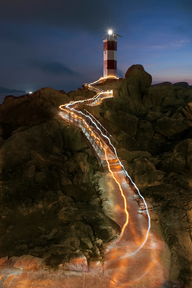 ‘Den Tin Hieu Bien Khoi’ (Signal Light at Sea) by Ngo Chau Dao from Khanh Hoa, …