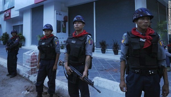 Myanmar police (Photo: AFP/VNA)