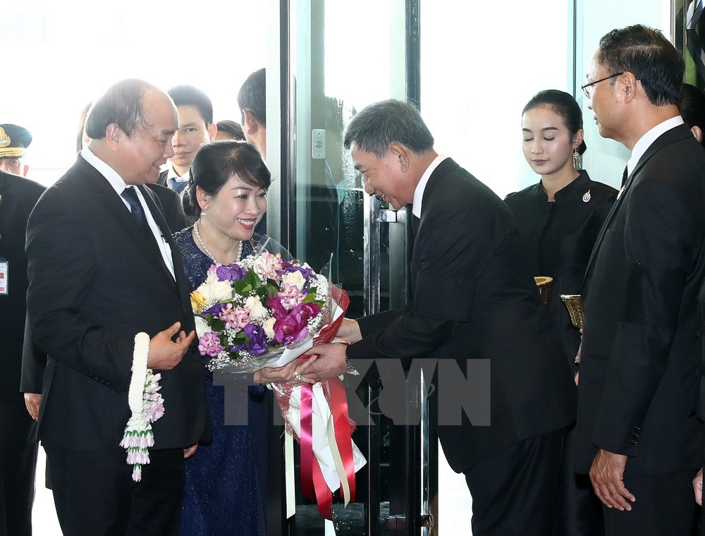 Quang cảnh lễ đón Thủ tướng Nguyễn Xuân Phúc và Phu nhân tại sân bay quân sự Don Mueang, thủ đô Bangkok. (Ảnh: Thống Nhất/TTXVN)