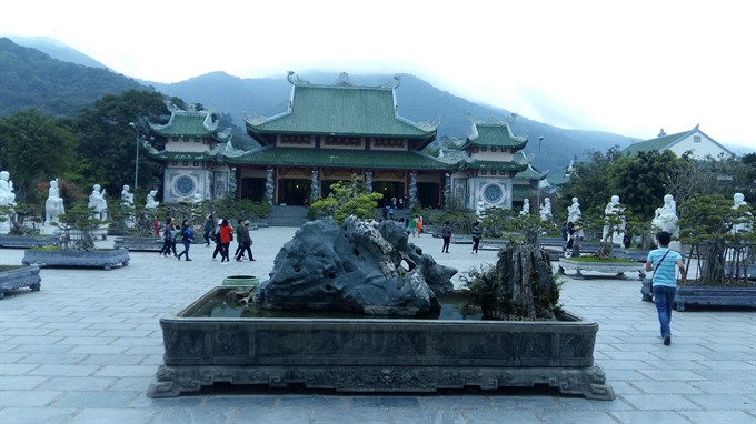 Linh Ứng Pagoda on the Sơn Trà Mountain in Đà Nẵng is the most visited site for domestic tourists. — VNS Photo Công Thành Read more at http://vietnamnews.vn/life-style/392826/central-city-to-host-tourists-on-the-national-day.html#28ujsluVD7vK5QDx.99