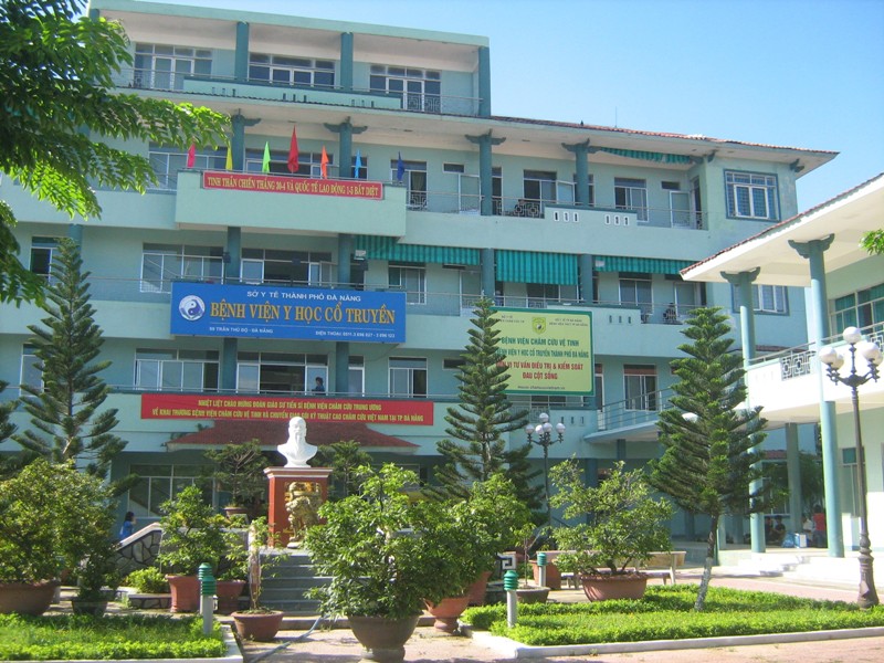 The existing hospital in Khue Trung Ward